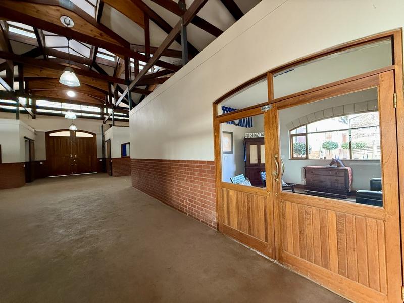 5 Bedroom Property for Sale in Clarens Free State